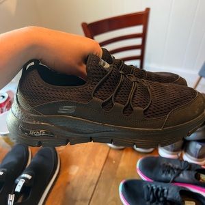 Skechers arch fit size 6.5 women’s
